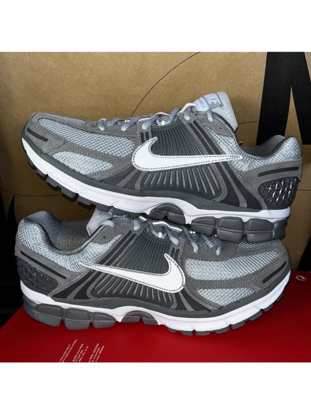 NEW Nike Zoom Vomero11.5 Cool Grey Wolf Grey | HF11.553-003 Men Size 11.5